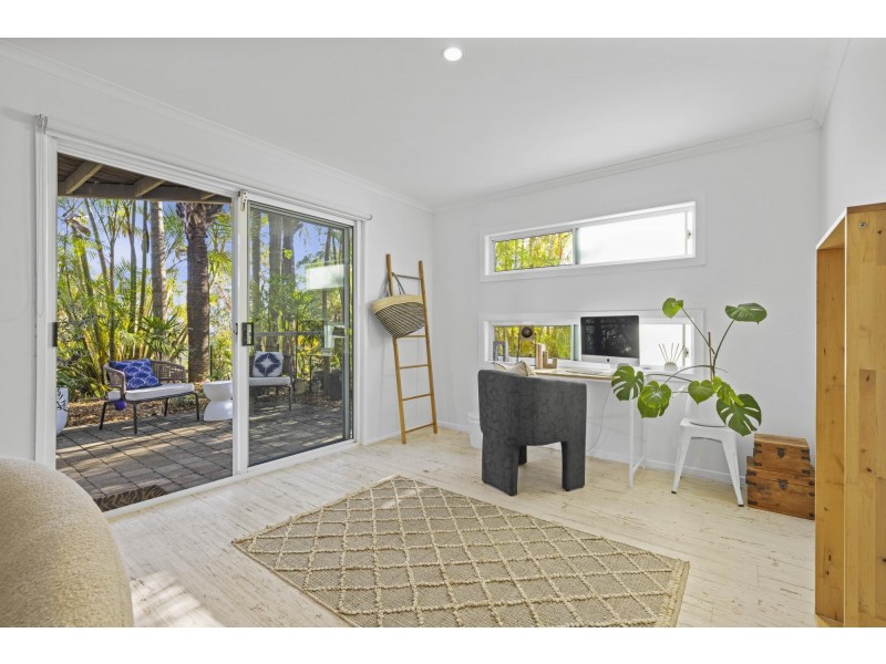 200 Chesterfield Drive, Bonogin QLD 4213