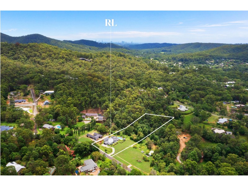 21 Hersden Court, Bonogin QLD 4213