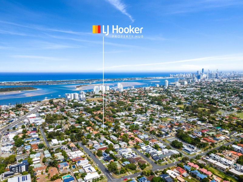 2/32 Government Road, Labrador QLD 4215