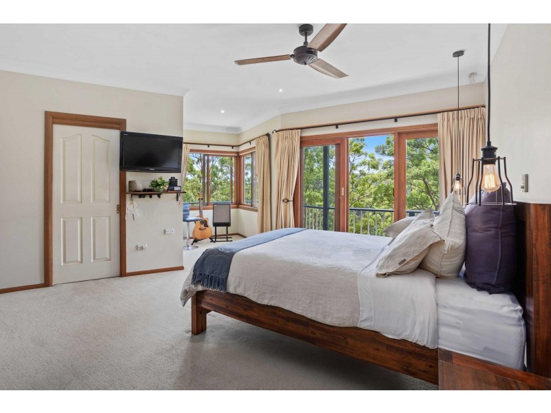 118 Clagiraba Road, Clagiraba QLD 4211