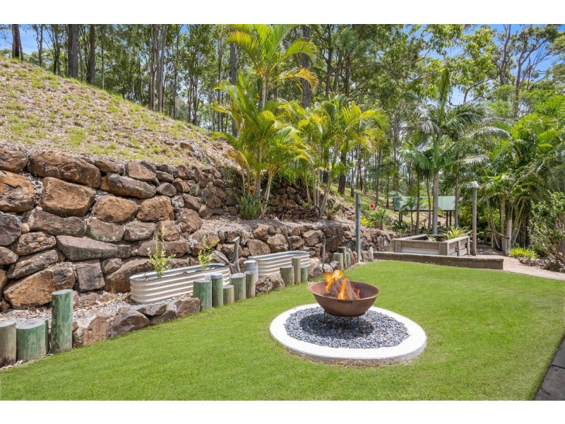 118 Clagiraba Road, Clagiraba QLD 4211