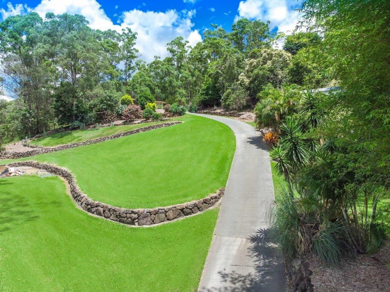 118 Clagiraba Road, Clagiraba QLD 4211