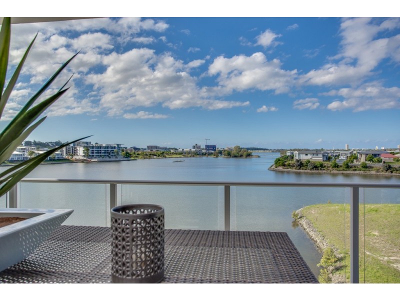 1203/397 Christine Avenue, Varsity Lakes QLD 4227