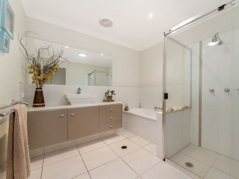 2/15 Aquarius Street, Reedy Creek QLD 4227