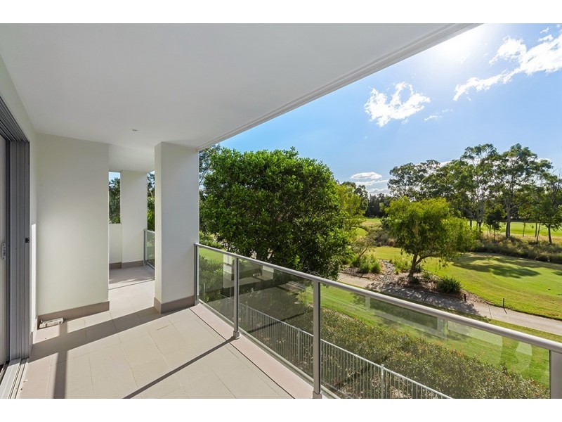 50 Lakelands Drive, Merrimac QLD 4226