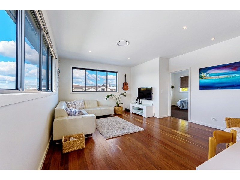 50 Lakelands Drive, Merrimac QLD 4226