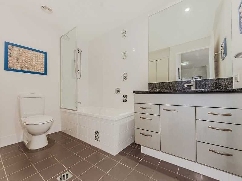 105/50 Riverwalk Avenue, Robina QLD 4226