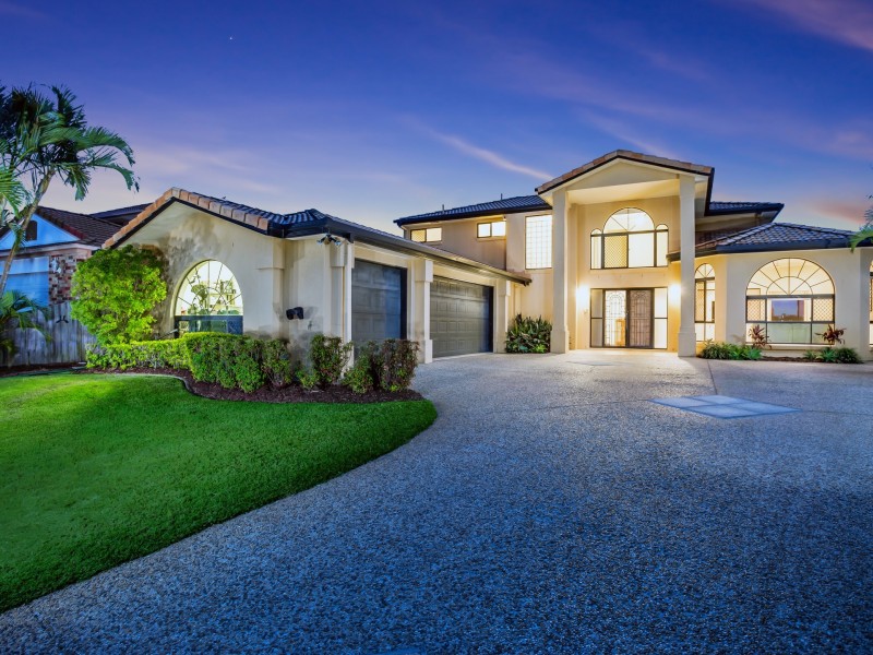 7 Deloraine Court, Mermaid Waters QLD 4218