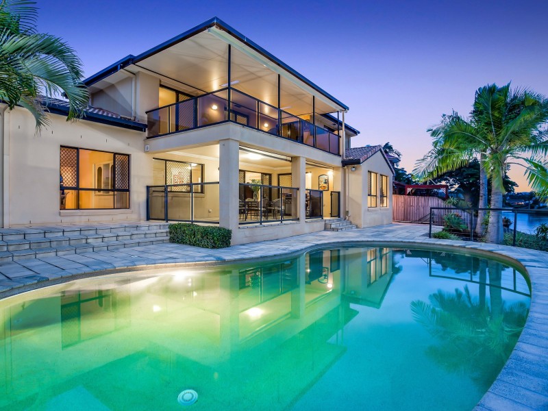 7 Deloraine Court, Mermaid Waters QLD 4218