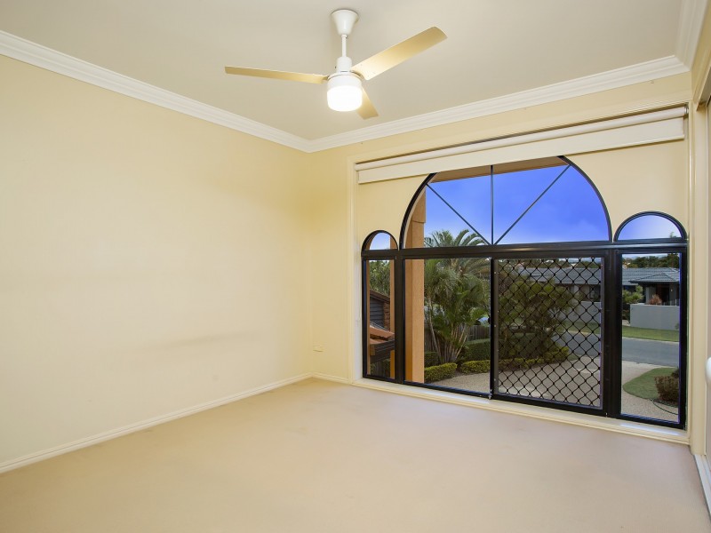 7 Deloraine Court, Mermaid Waters QLD 4218