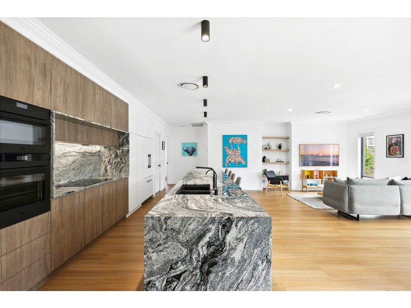 3 Cordata Court, Robina QLD 4226