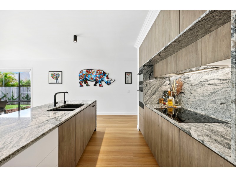 3 Cordata Court, Robina QLD 4226