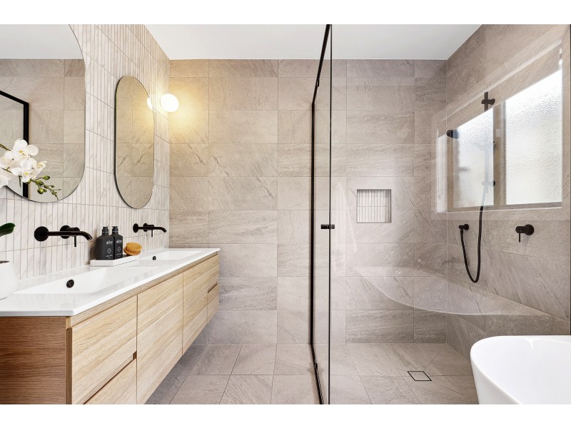 3 Cordata Court, Robina QLD 4226