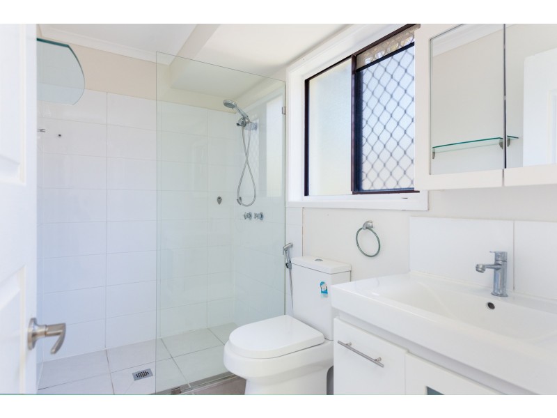 37 Open Drive, Arundel QLD 4214