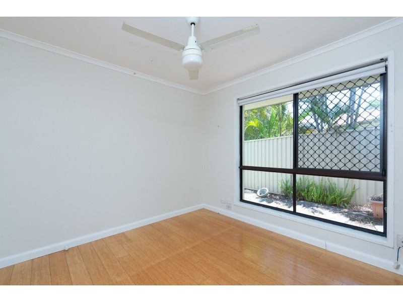 37 Open Drive, Arundel QLD 4214