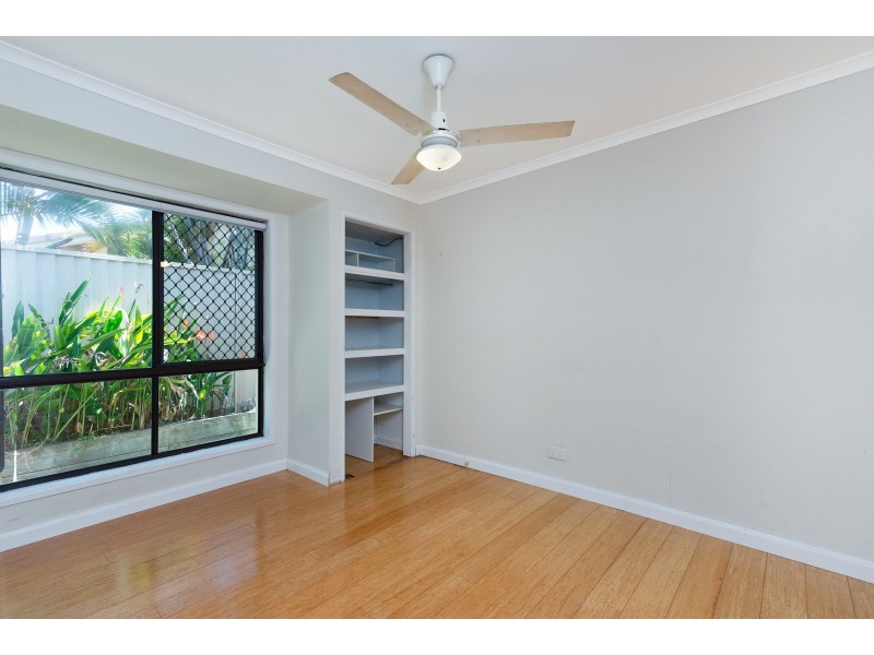 37 Open Drive, Arundel QLD 4214