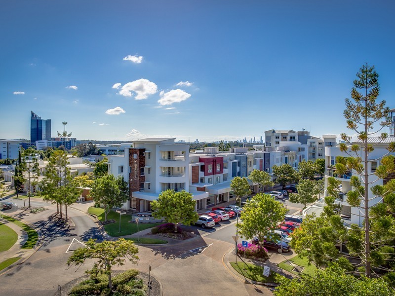 13/15 Laver Drive, Robina QLD 4226