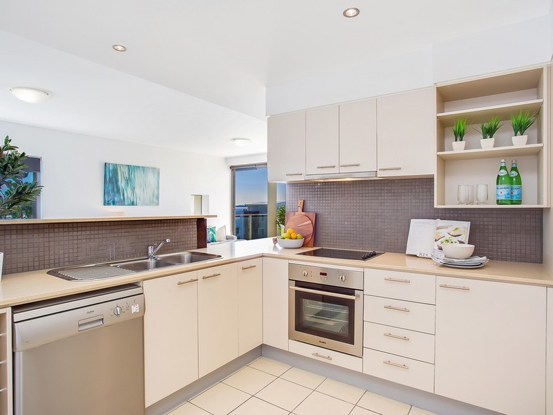 13/15 Laver Drive, Robina QLD 4226