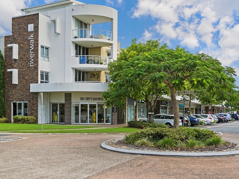 13/15 Laver Drive, Robina QLD 4226