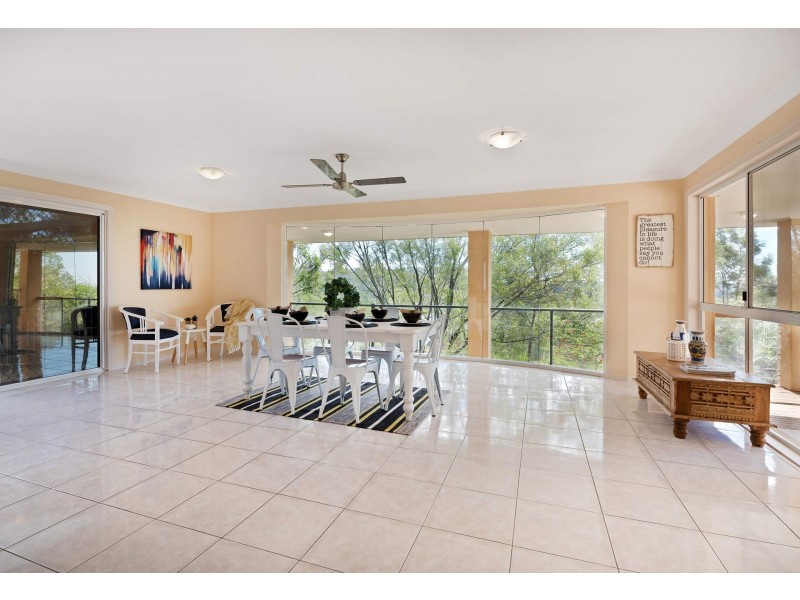 61 Strawberry Road, Mudgeeraba QLD 4213