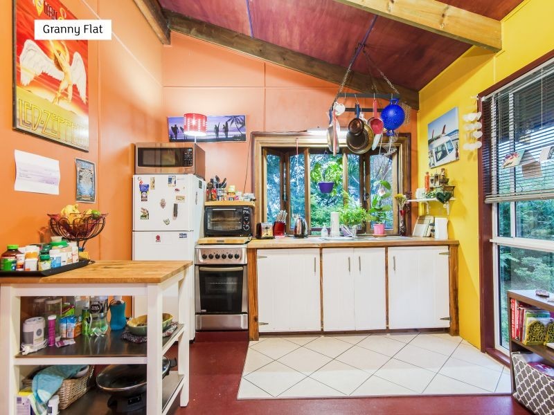 251 Chesterfield Drive, Bonogin QLD 4213