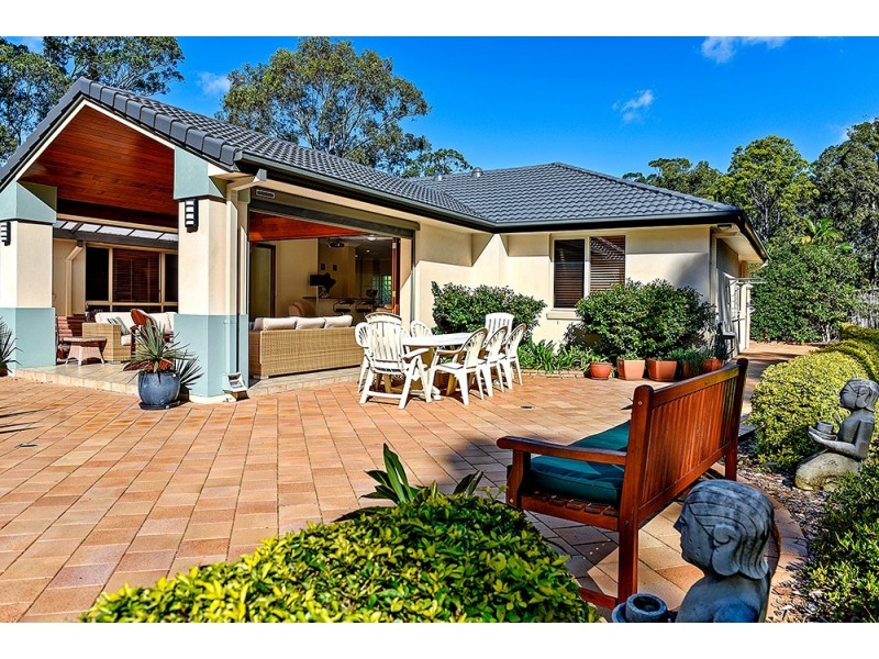 2 Pipers Point, Robina QLD 4226