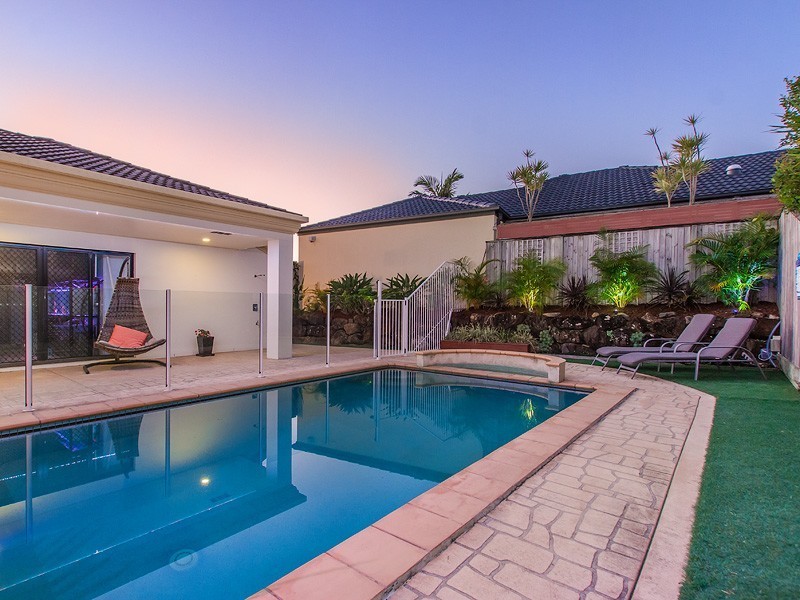 1 Athos Crescent, Robina QLD 4226