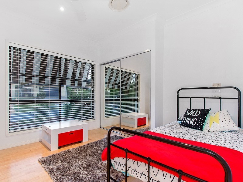 1 Athos Crescent, Robina QLD 4226