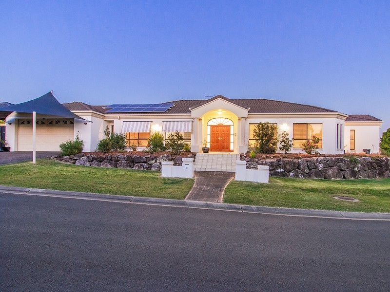 1 Athos Crescent, Robina QLD 4226