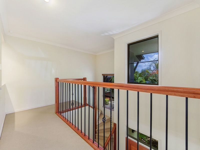 21/2 North Shore Avenue, Varsity Lakes QLD 4227