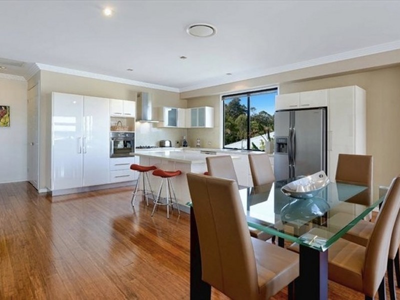 1/6009 The Boulevard, Benowa QLD 4217