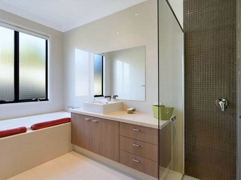 1/6009 The Boulevard, Benowa QLD 4217
