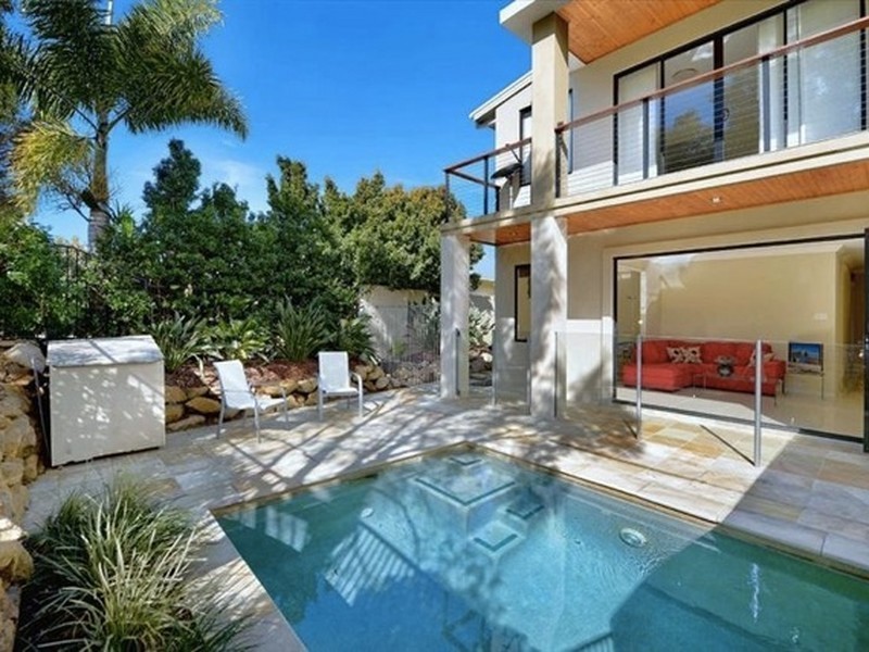 1/6009 The Boulevard, Benowa QLD 4217