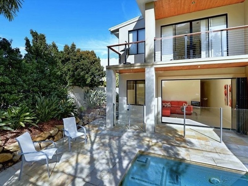 1/6009 The Boulevard, Benowa QLD 4217