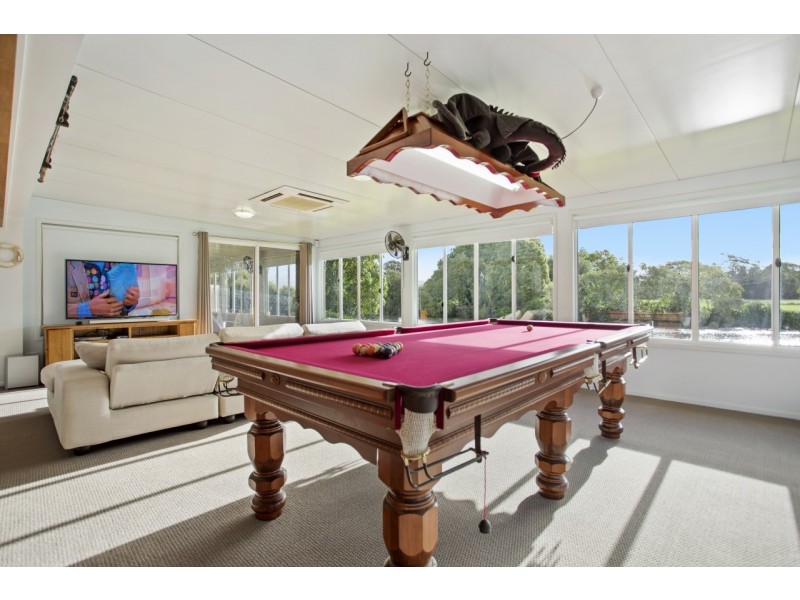 270 Nineteenth Avenue, Elanora QLD 4221