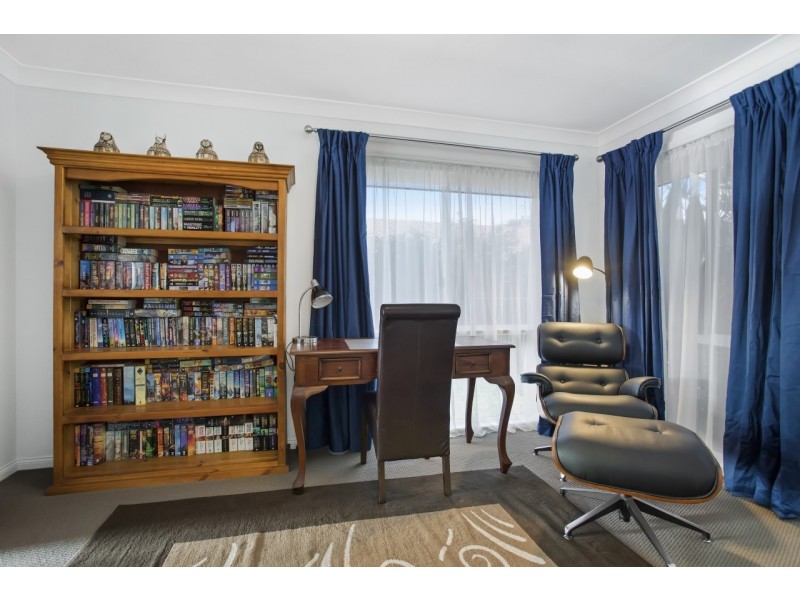 270 Nineteenth Avenue, Elanora QLD 4221