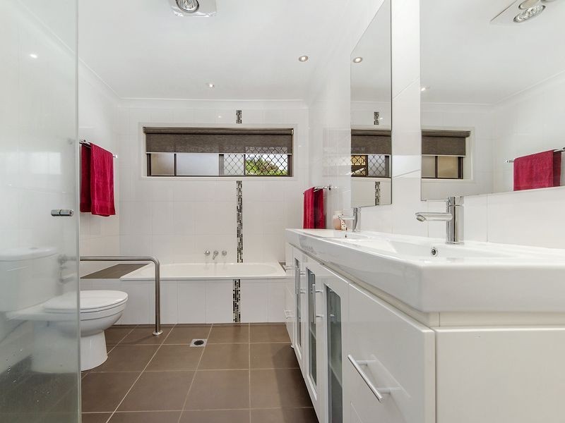 1 Encamp Street, Reedy Creek QLD 4227