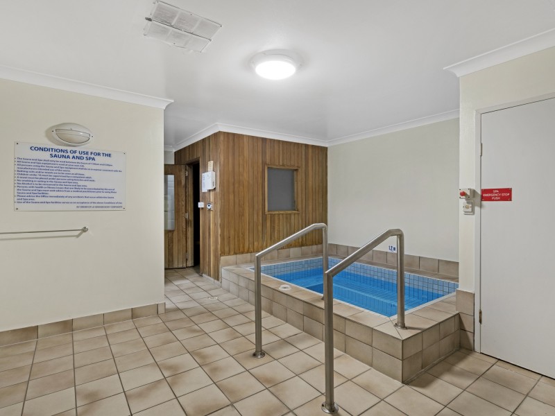 28/122-130 Old Burleigh Road, Broadbeach QLD 4218