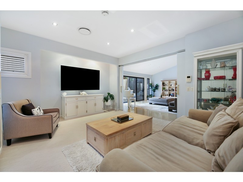 28 Sunningdale Circuit, Robina QLD 4226