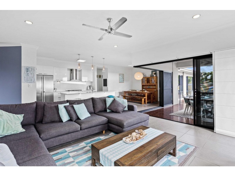 8 Drovers Avenue, Gilston QLD 4211