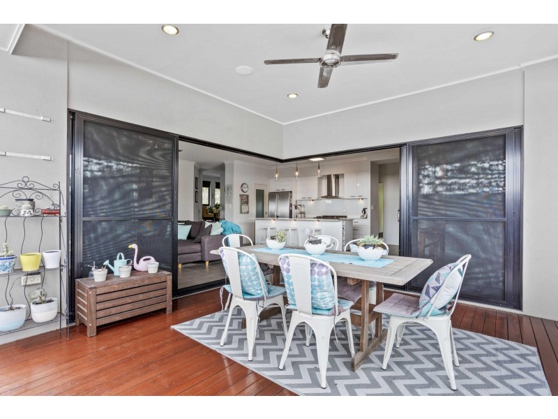 8 Drovers Avenue, Gilston QLD 4211