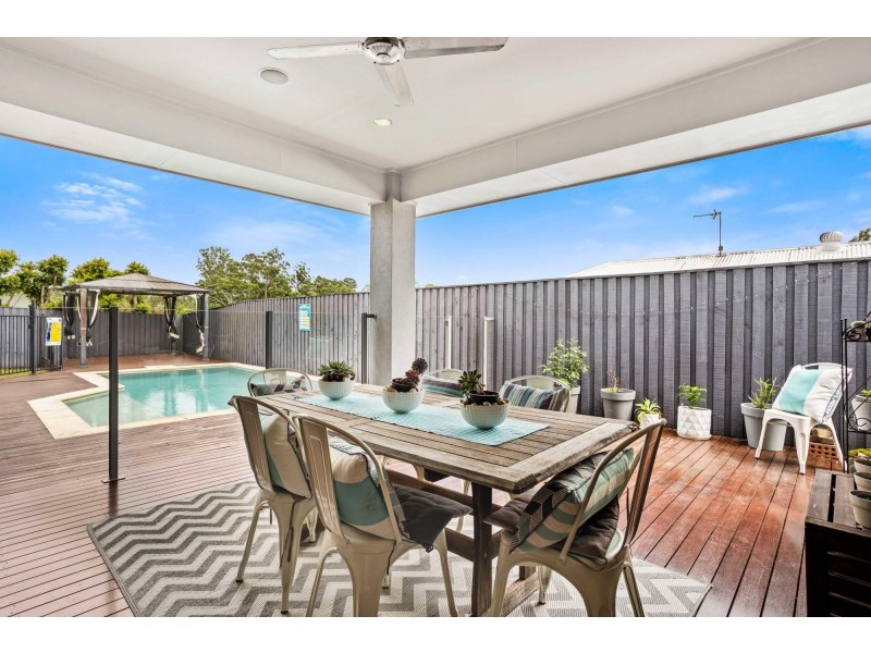 8 Drovers Avenue, Gilston QLD 4211