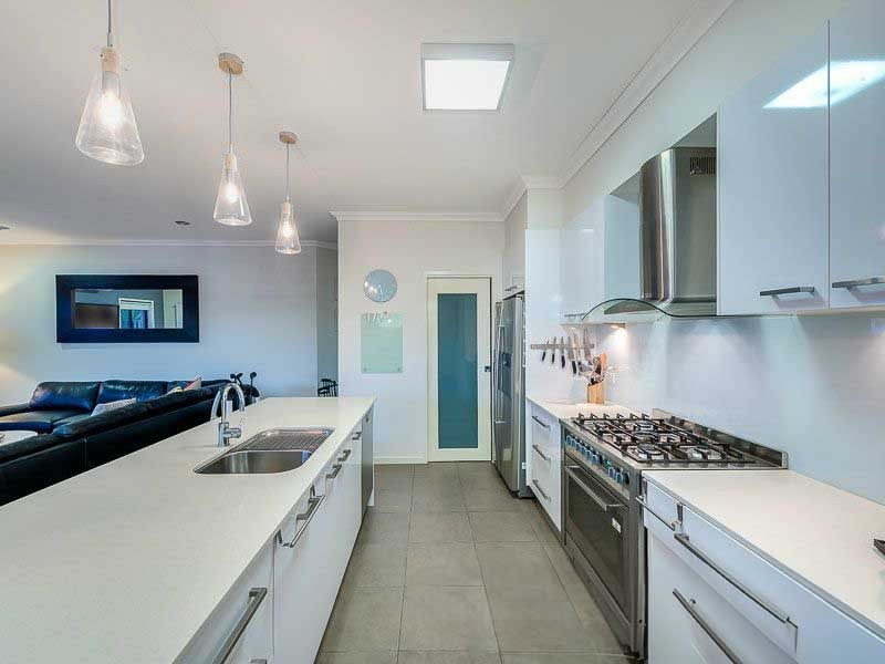 8 Drovers Avenue, Gilston QLD 4211