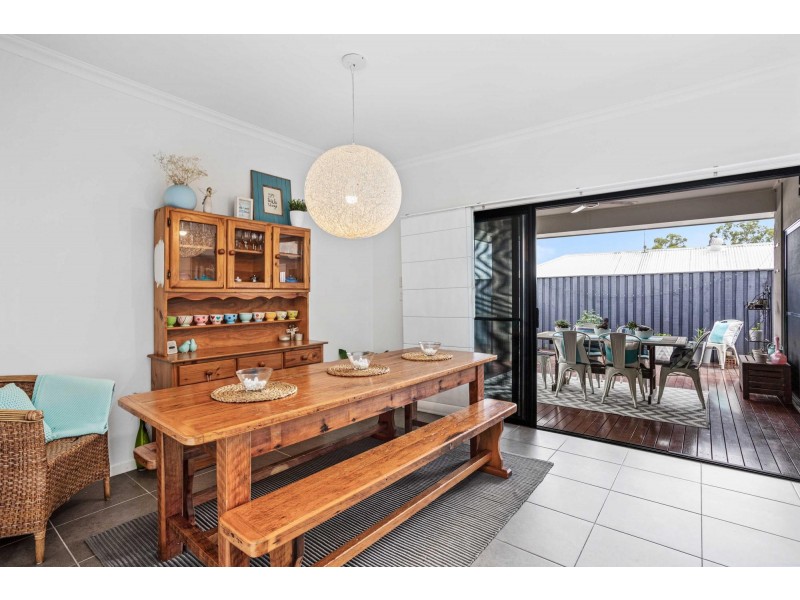 8 Drovers Avenue, Gilston QLD 4211