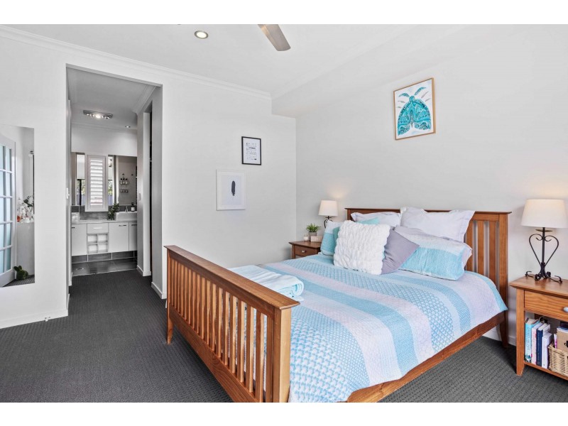 8 Drovers Avenue, Gilston QLD 4211