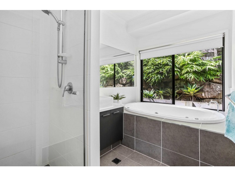 8 Drovers Avenue, Gilston QLD 4211