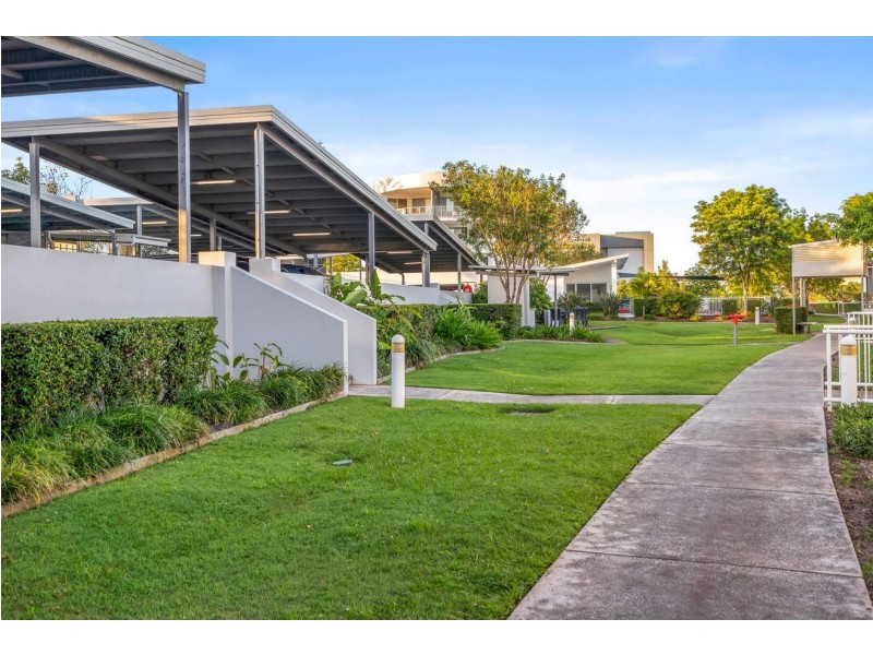 70/98 University Drive, Varsity Lakes QLD 4227