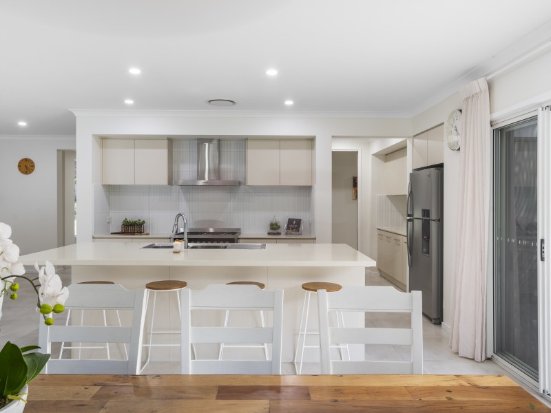 24 Kookaburra Drive, Gilston QLD 4211