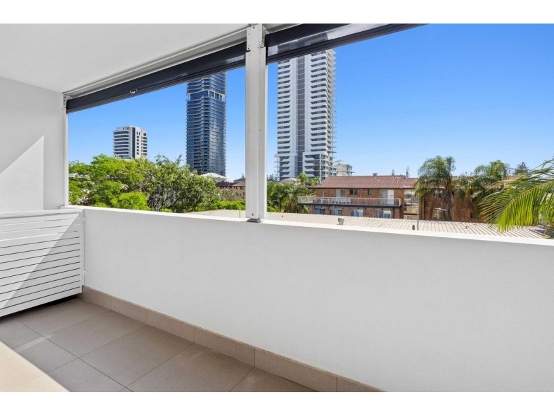 304/46-48 Peerless Avenue, Mermaid Beach QLD 4218