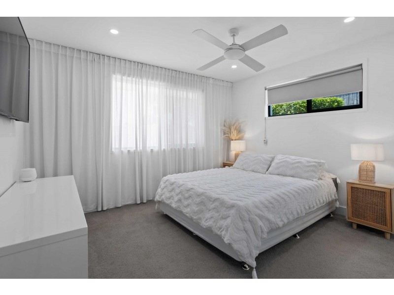 119 Hinkler Drive, Worongary QLD 4213